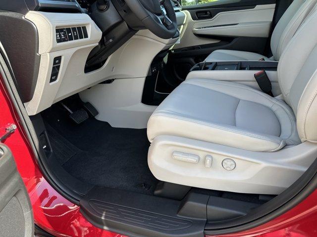 new 2026 Honda Odyssey car, priced at $42,545