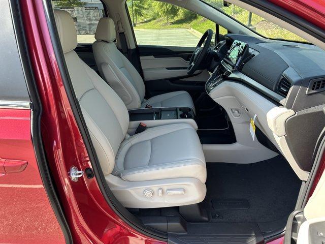 new 2026 Honda Odyssey car, priced at $42,545