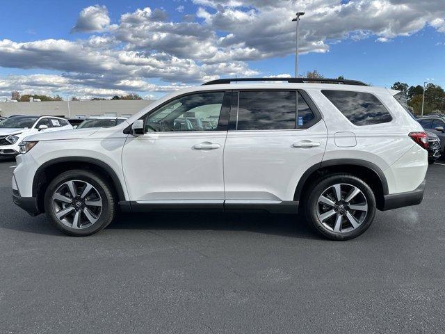 new 2025 Honda Pilot car, priced at $49,080