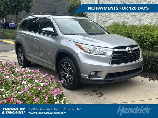 used 2016 Toyota Highlander car, priced at $17,882