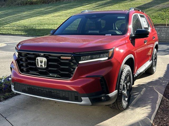 new 2025 Honda Pilot car, priced at $50,250