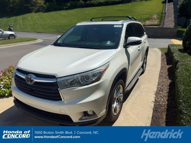 used 2015 Toyota Highlander car, priced at $19,982