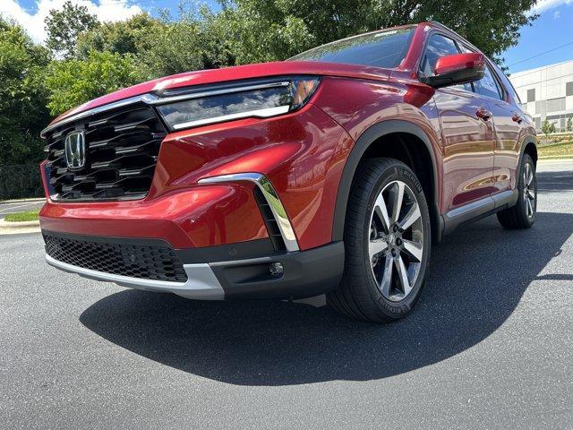 new 2025 Honda Pilot car, priced at $49,125