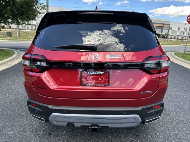 new 2025 Honda Pilot car, priced at $49,125