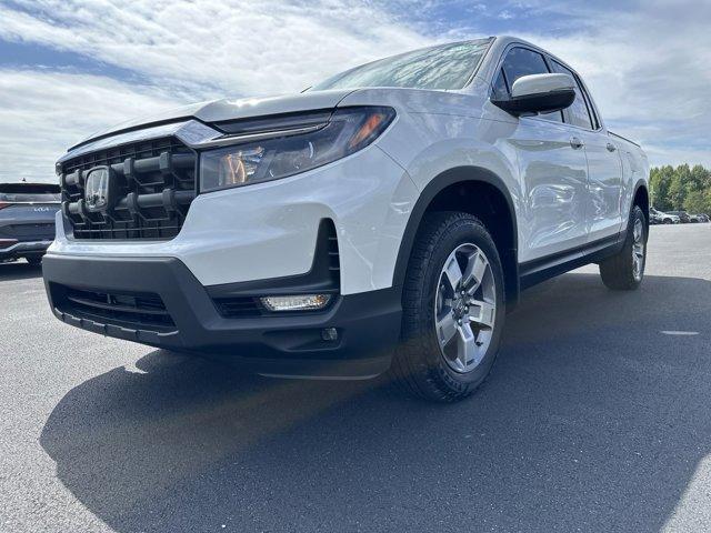 new 2024 Honda Ridgeline car, priced at $43,680