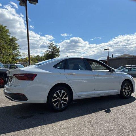 used 2024 Volkswagen Jetta car, priced at $18,882