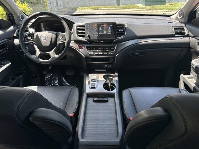 used 2022 Honda Pilot car, priced at $36,782