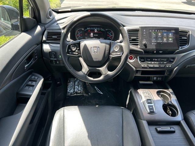 used 2022 Honda Pilot car, priced at $36,782
