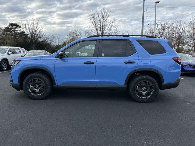 new 2025 Honda Pilot car, priced at $50,555