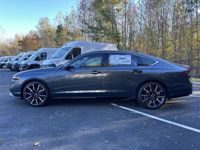 new 2025 Honda Accord Hybrid car, priced at $39,645