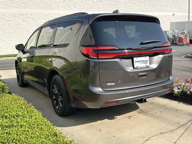 used 2021 Chrysler Pacifica car, priced at $30,982