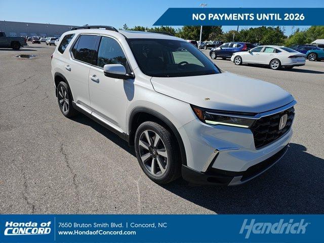new 2025 Honda Pilot car, priced at $49,505
