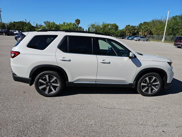 new 2025 Honda Pilot car, priced at $49,505