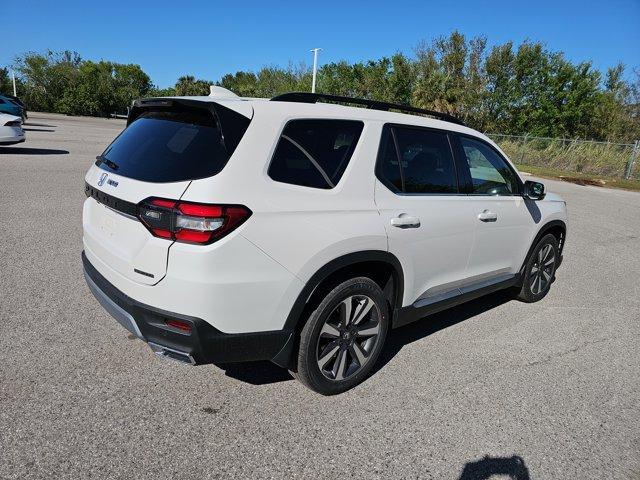 new 2025 Honda Pilot car, priced at $49,505