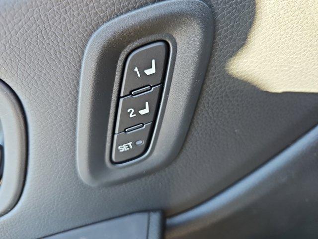 new 2025 Honda Pilot car, priced at $49,505