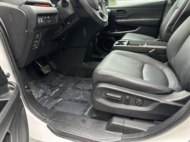 used 2023 Honda Odyssey car, priced at $37,182