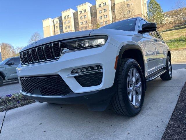 used 2022 Jeep Grand Cherokee car, priced at $33,882