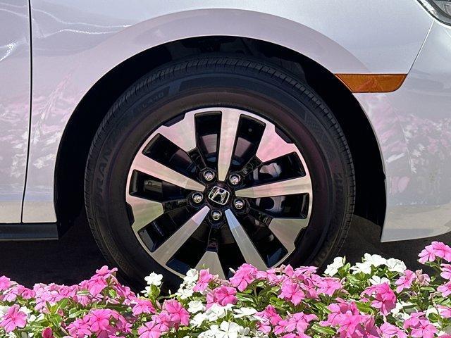 used 2025 Honda Odyssey car, priced at $43,882