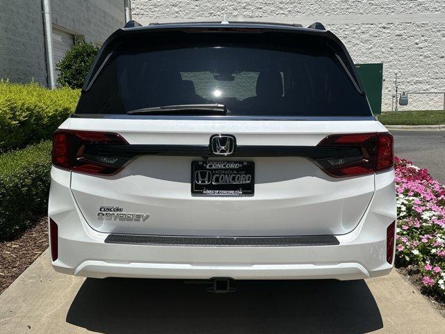 used 2025 Honda Odyssey car, priced at $43,882