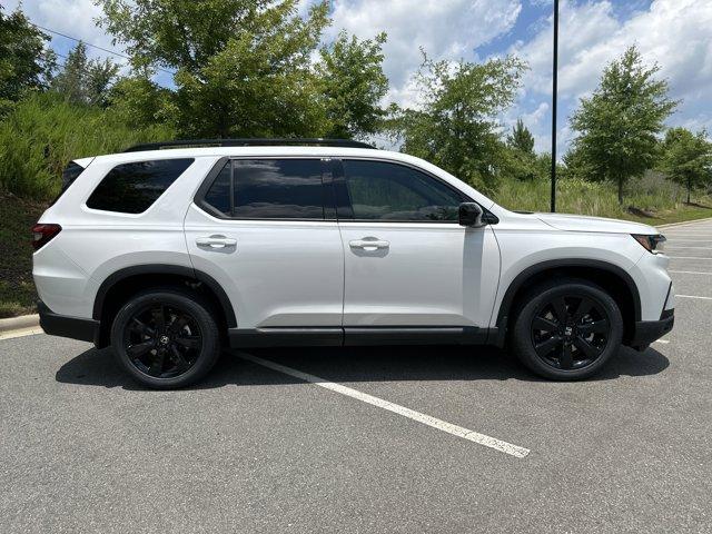 new 2025 Honda Pilot car, priced at $55,485