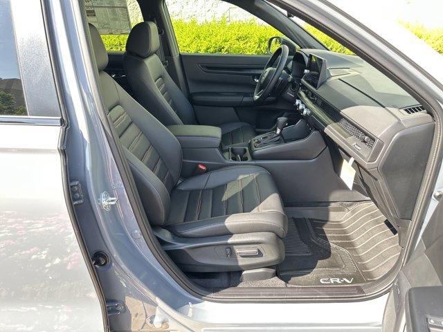 new 2026 Honda CR-V Hybrid car, priced at $40,575