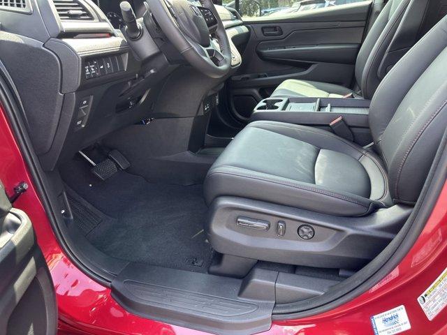 new 2025 Honda Odyssey car, priced at $43,275