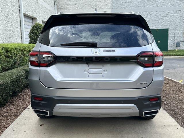 new 2025 Honda Pilot car, priced at $46,995