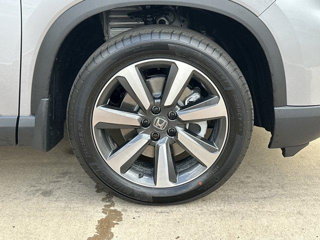 new 2025 Honda Pilot car, priced at $46,995