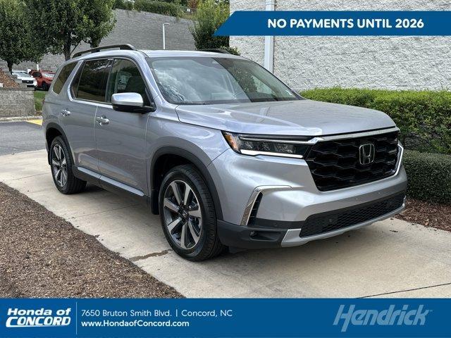 new 2025 Honda Pilot car, priced at $46,995