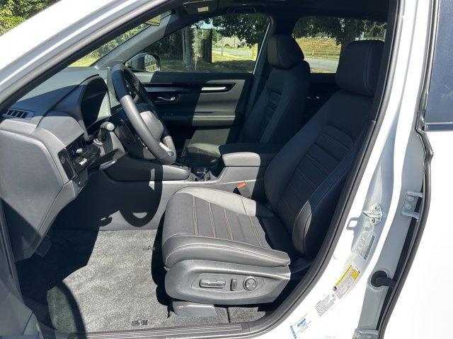new 2026 Honda CR-V Hybrid car, priced at $43,100
