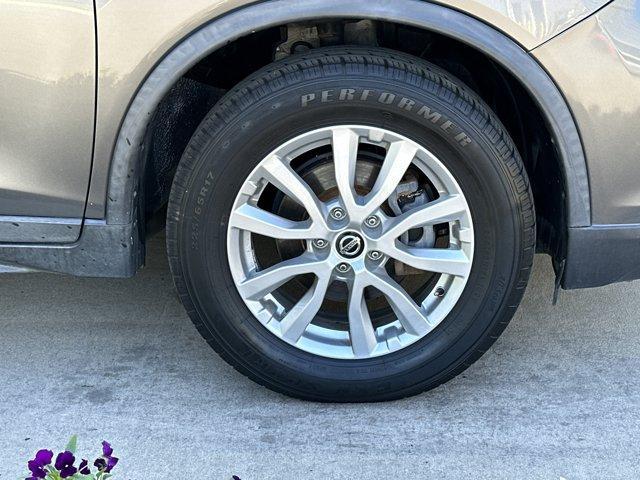 used 2020 Nissan Rogue car, priced at $15,582