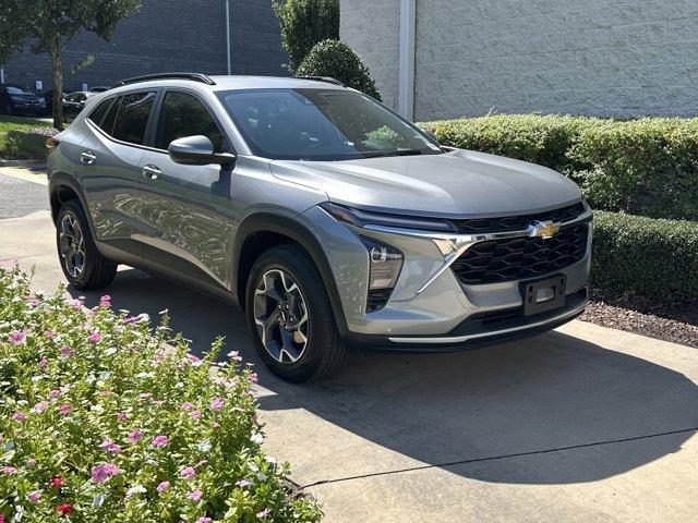 used 2024 Chevrolet Trax car, priced at $23,482