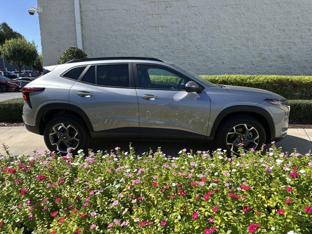 used 2024 Chevrolet Trax car, priced at $23,482