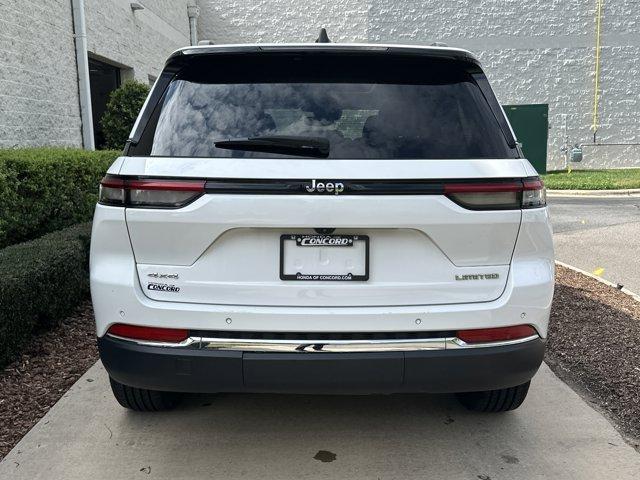 used 2024 Jeep Grand Cherokee car, priced at $32,182