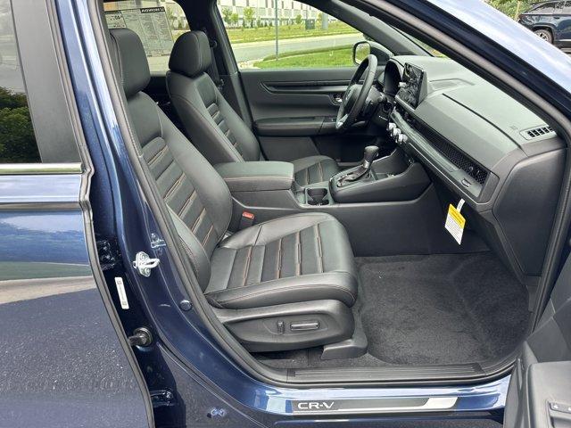 new 2025 Honda CR-V Hybrid car, priced at $37,645