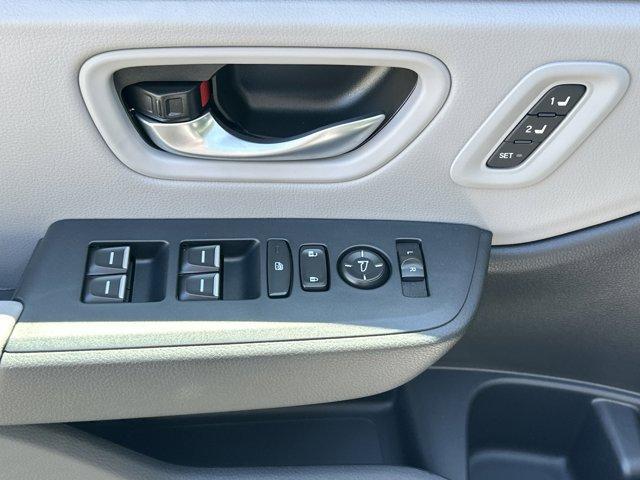 new 2025 Honda Pilot car, priced at $50,050