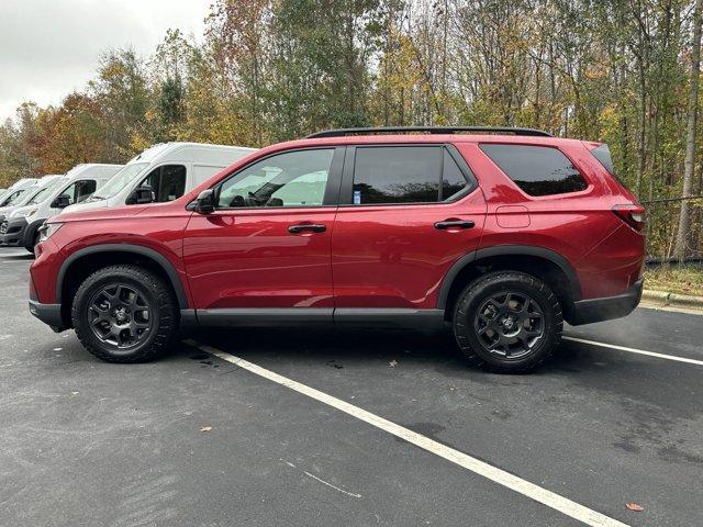 new 2025 Honda Pilot car, priced at $50,250