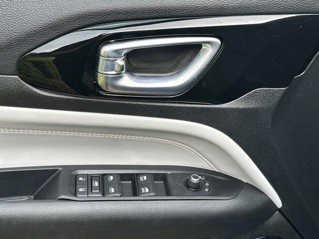 used 2022 Jeep Compass car, priced at $27,382