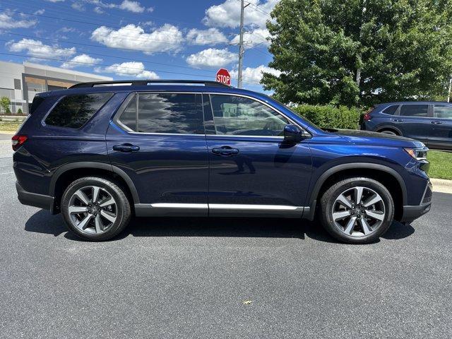 new 2025 Honda Pilot car, priced at $46,950
