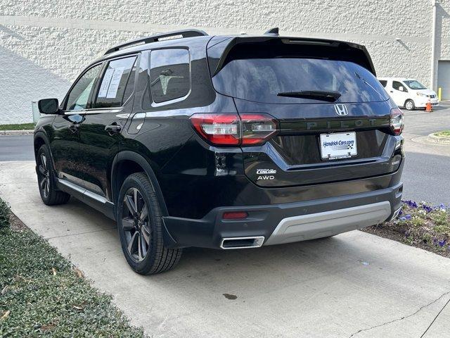 used 2023 Honda Pilot car, priced at $44,382