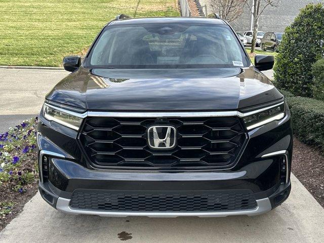 used 2023 Honda Pilot car, priced at $44,382