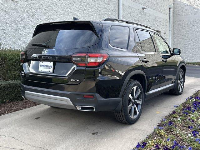 used 2023 Honda Pilot car, priced at $44,382