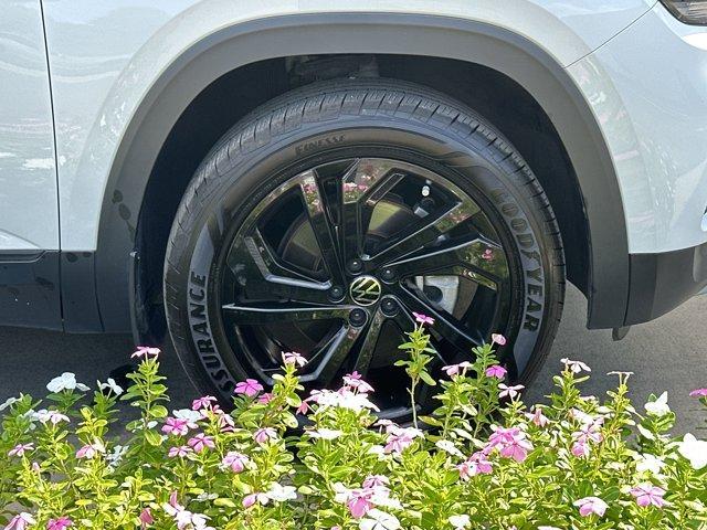 used 2023 Volkswagen Atlas car, priced at $30,682