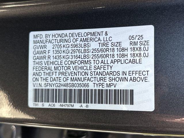 new 2025 Honda Pilot car, priced at $43,950