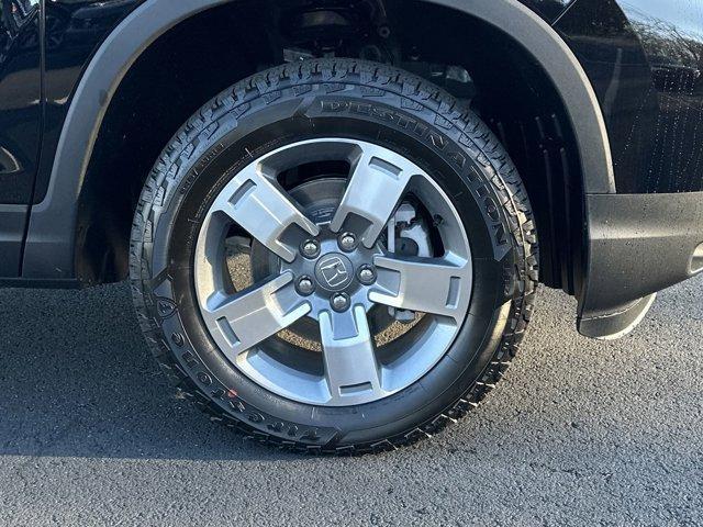 new 2025 Honda Ridgeline car, priced at $43,175