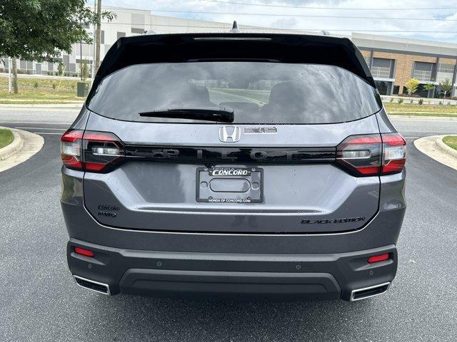 new 2025 Honda Pilot car, priced at $55,030