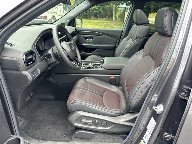 new 2025 Honda Pilot car, priced at $55,030