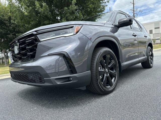 new 2025 Honda Pilot car, priced at $55,030