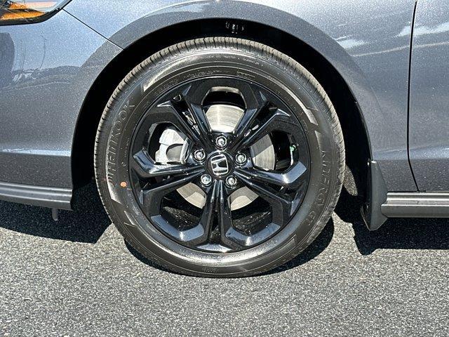 new 2025 Honda Accord car, priced at $31,005