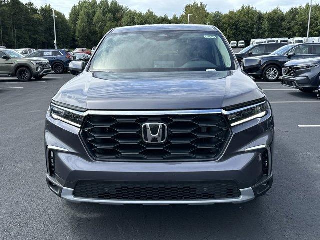 new 2025 Honda Pilot car, priced at $43,595